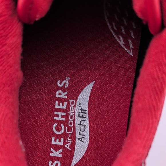 Skechers Red Canvas Low-Top Sneakers with White Accents - Picture 7 of 8